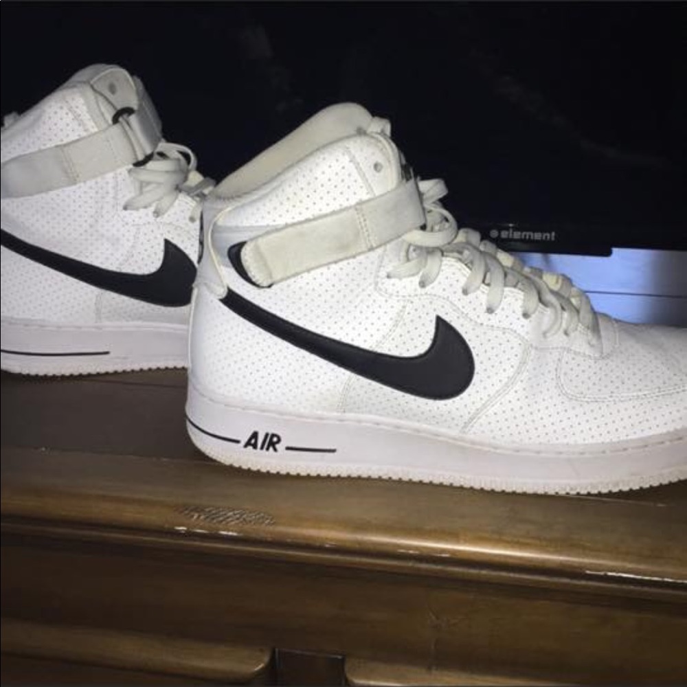 Nike Air Force 1